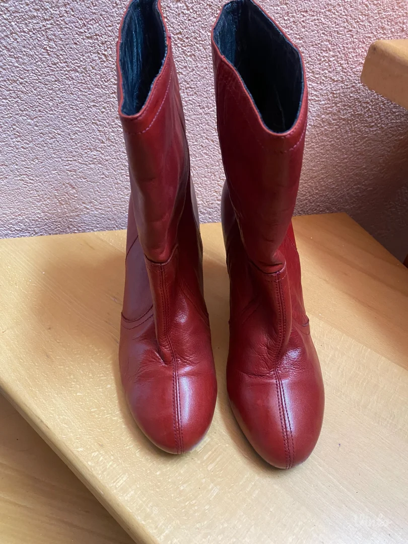 Kožne čizme proizvedene u Španiji