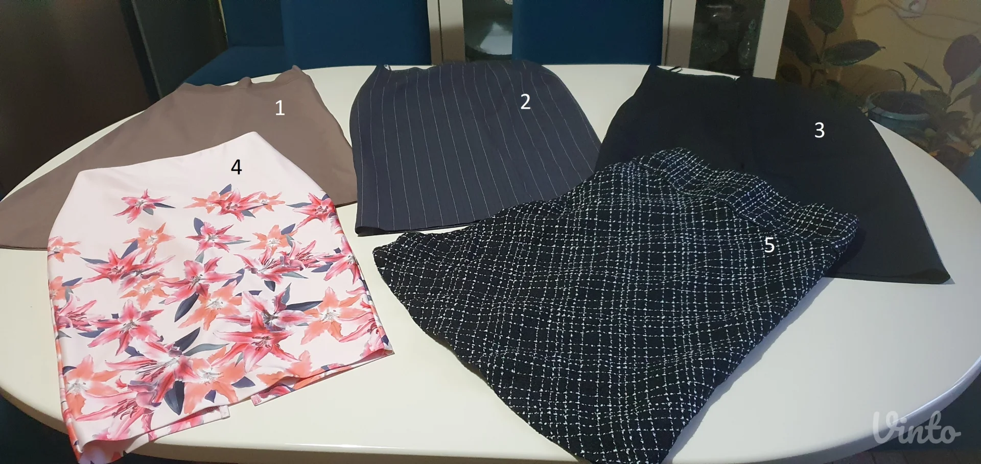 Suknjice za mršavice Xs, S