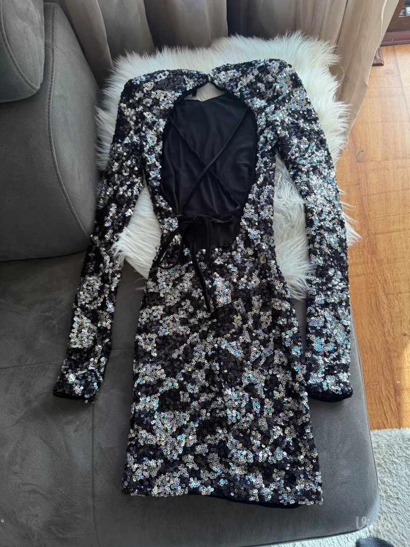 Bershka novogodisnja haljina