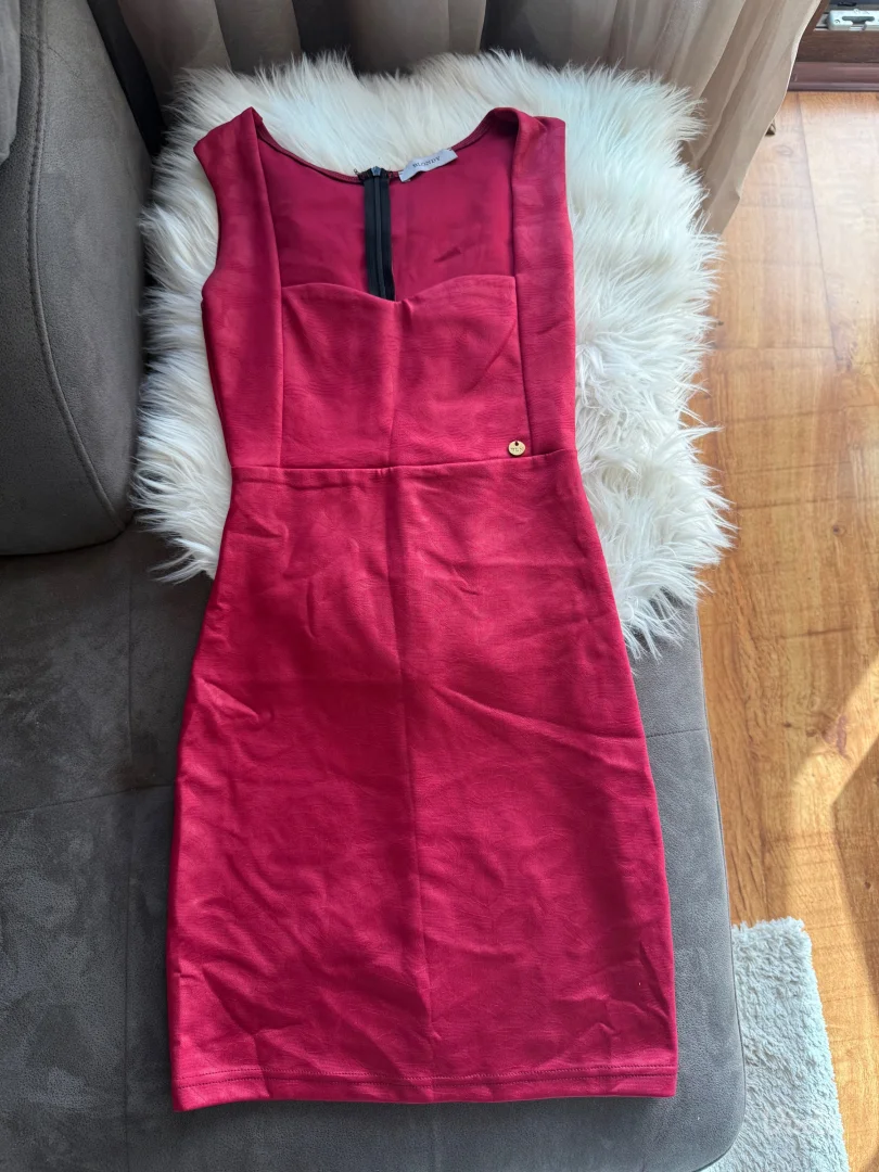 Blondy crvena haljina