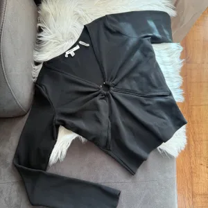 Majica sa prorezima Koton