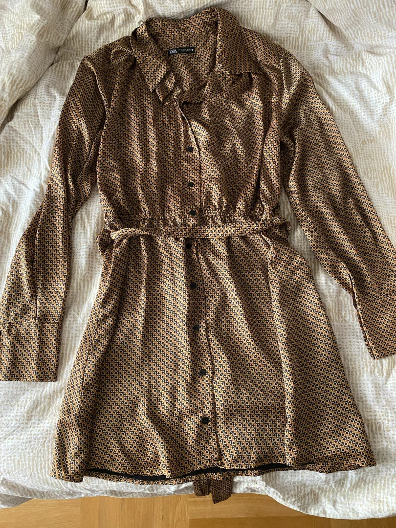 Zara - satenska haljina