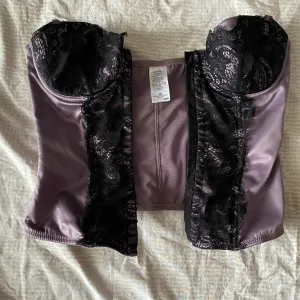 H&M ljubičasti korset