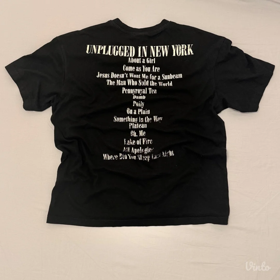 Nirvana MTV Unplugged Majica – H&M (Oversize S)