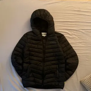 Review- muska jakna puffer jakna - velicina M