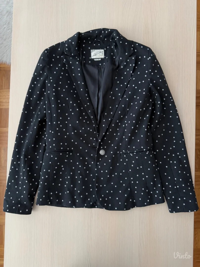 Pull & Bear crni sako sa belim zvezdicama