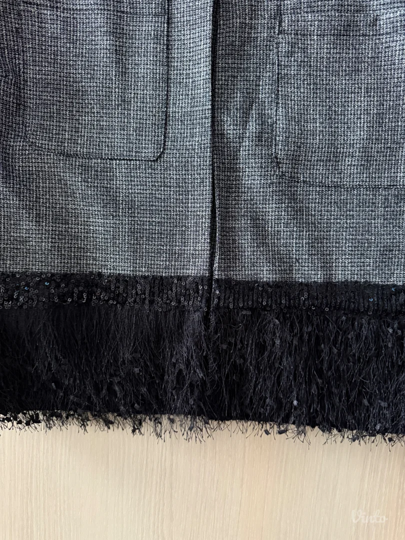 Blejzer sa šljokicama