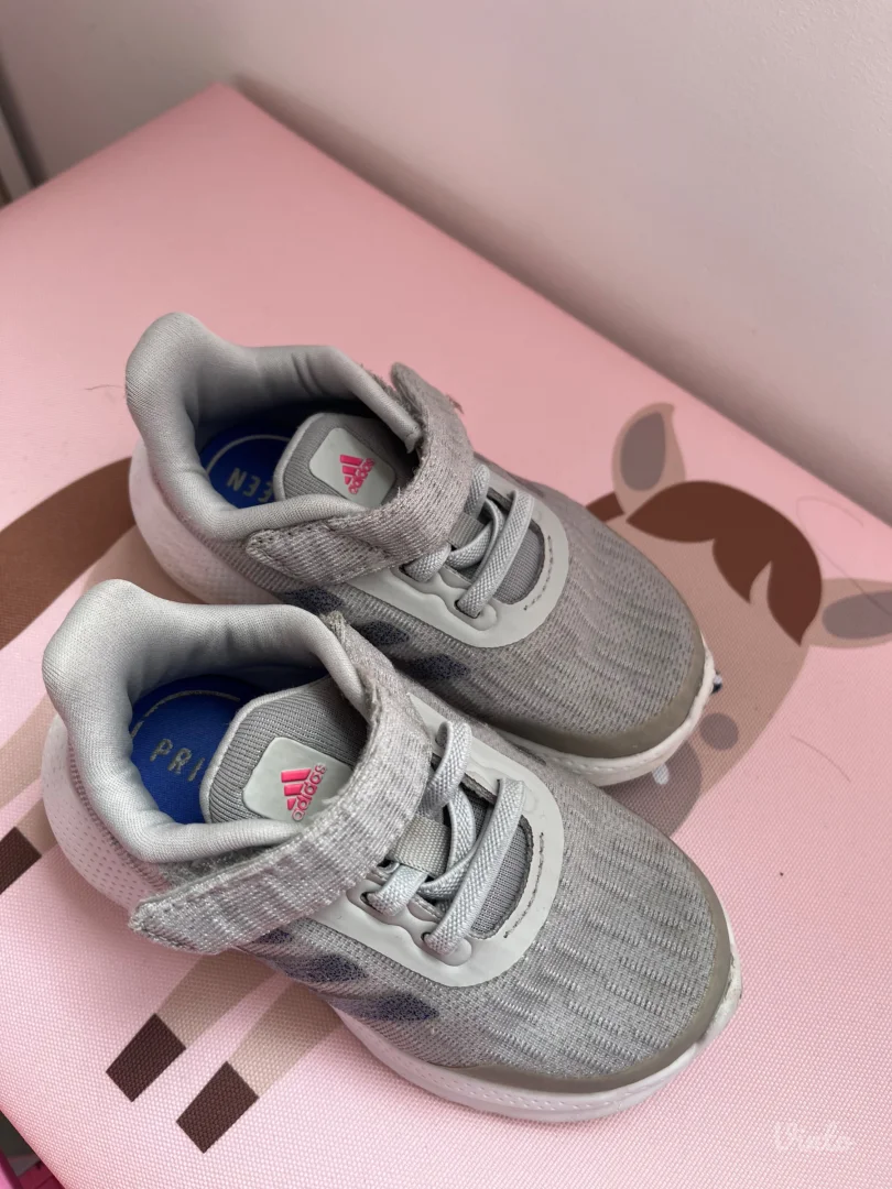 Adidas patike za devojcice