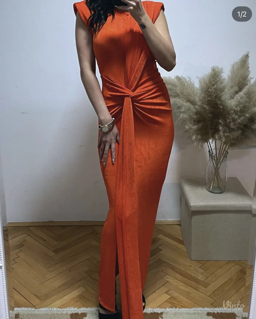 Nova haljina sa etiketom