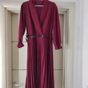 Midi svecana haljina