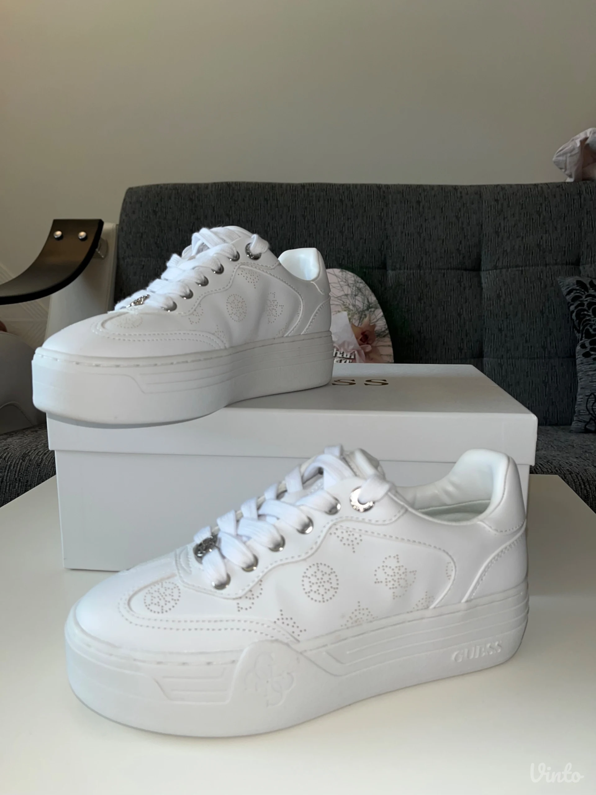 Guess - zenske patike