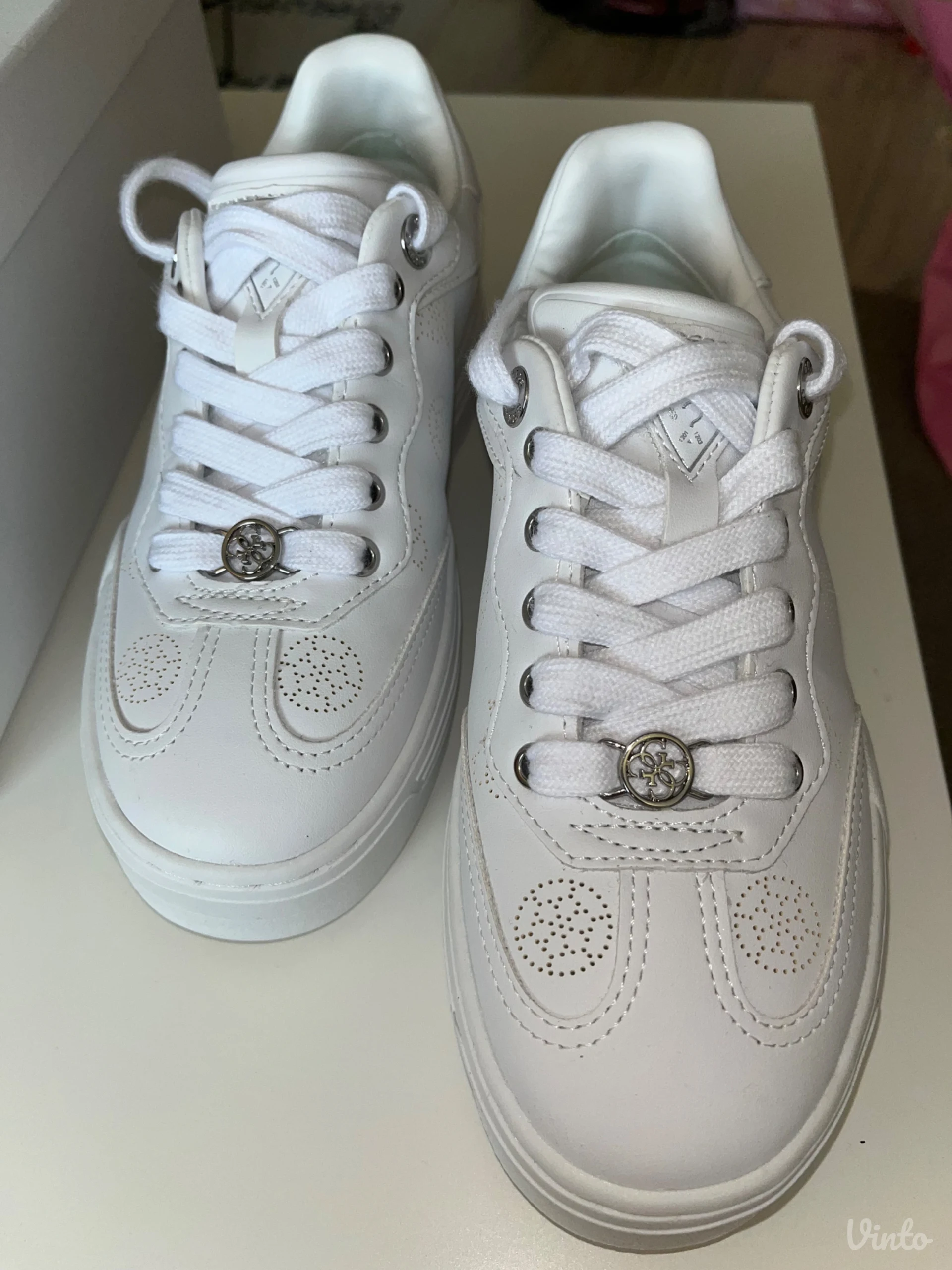 Guess - zenske patike