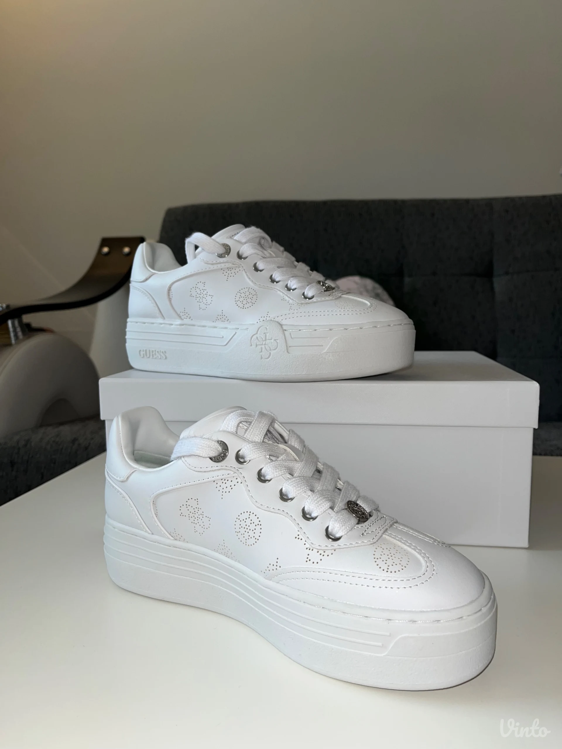 Guess - zenske patike