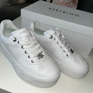 Guess - zenske patike