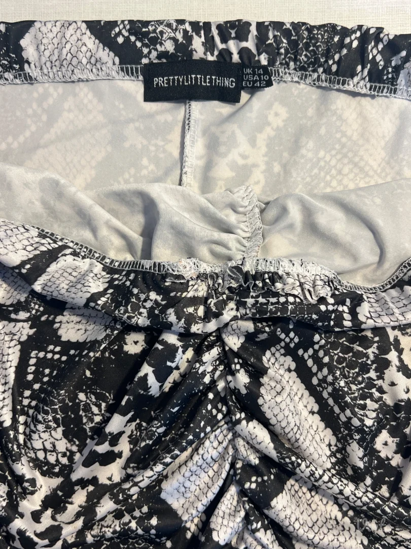 Pretty little thing suknja