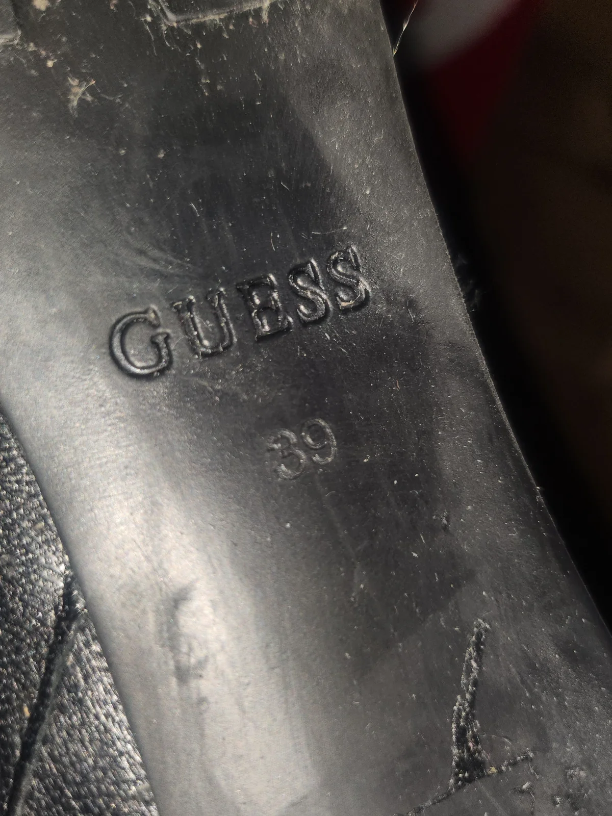 GUESS crne kožne čizme