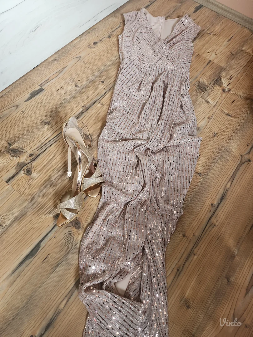 Glamurozna duga haljina