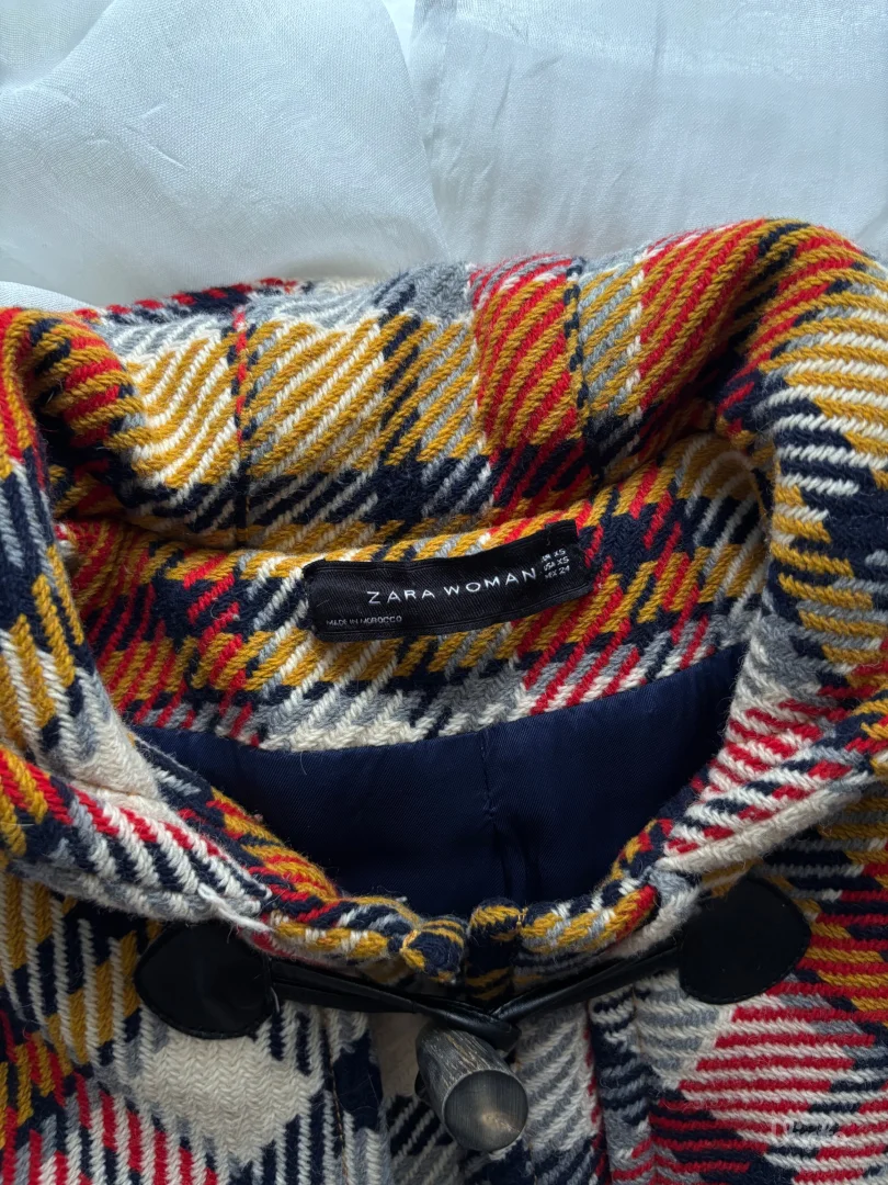 ZARA VUNENI KAPUTIĆ