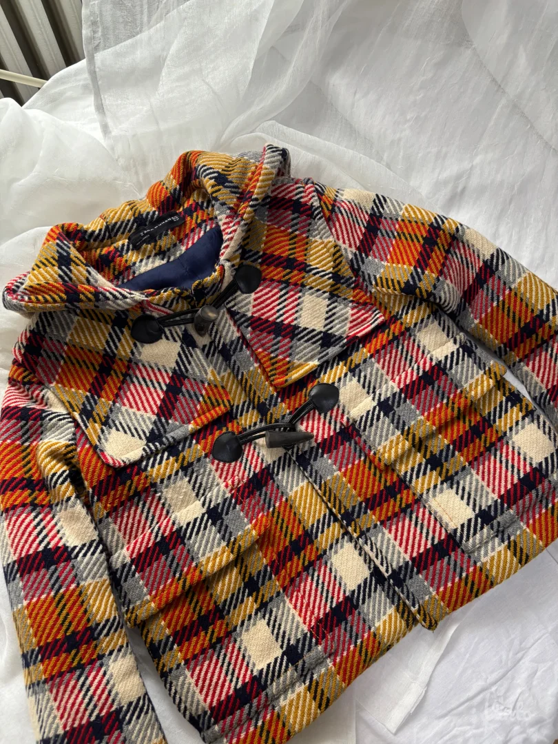 ZARA VUNENI KAPUTIĆ