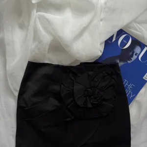 H&M MINI ELEGANTNA SUKNJA