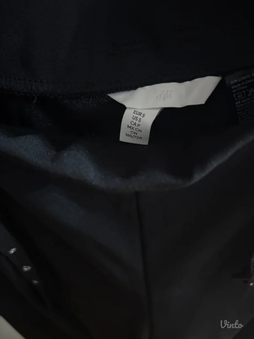 H&M pantalone širokih nogavica