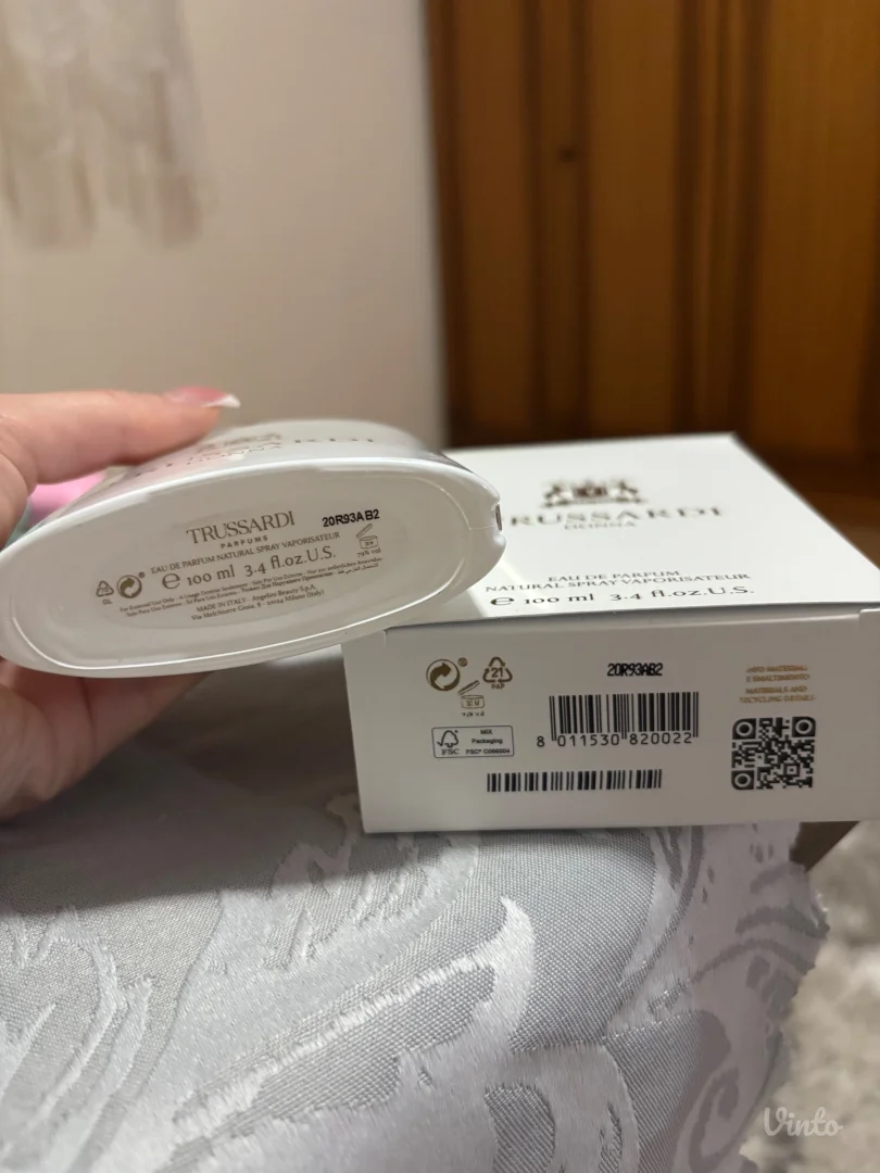 Original Donna Trussardi 100ml novo