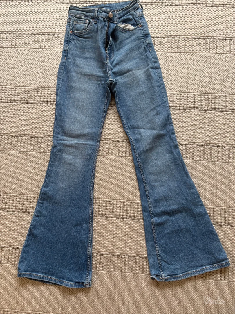 Bershka farmerke 34 petite