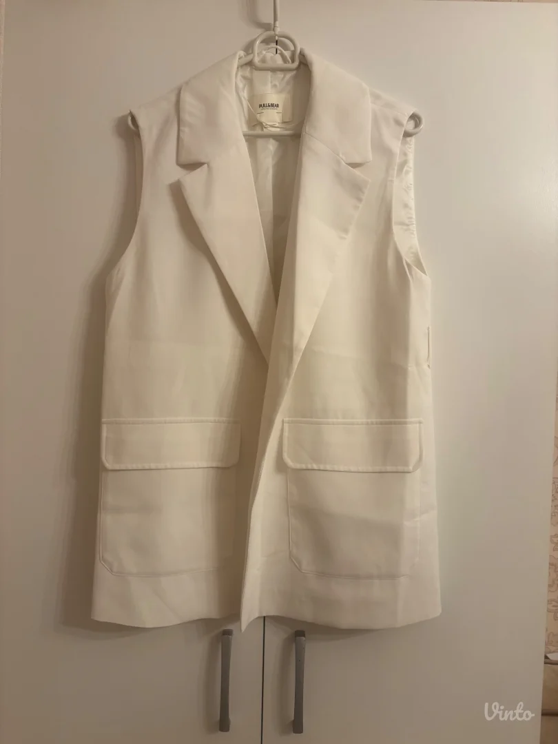 Novo - Beli prsluk pull&bear