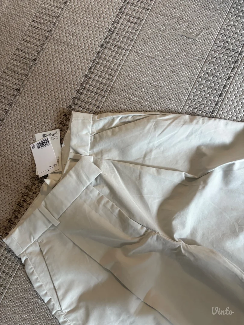 Novo - H&M bele pantalone