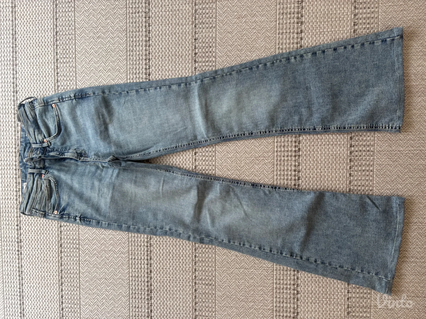 Stradivarius D74 farmerke novo