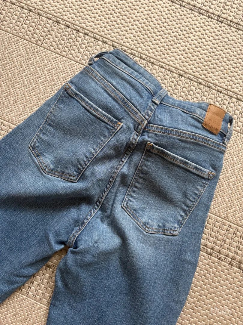 Bershka farmerke 34 petite