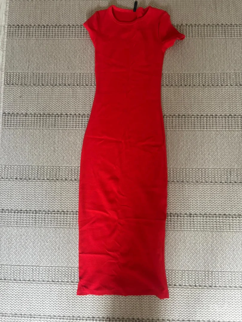 Nova crvena haljina House