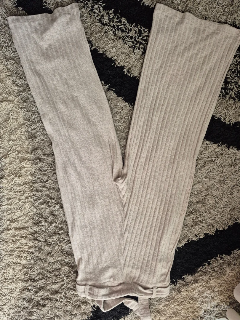 Stradivarius pantalone trikotaza