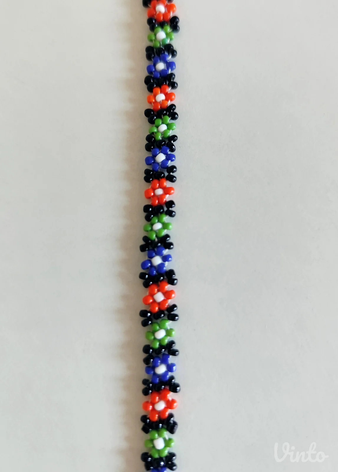 Mala choker ogrlica, cvetići