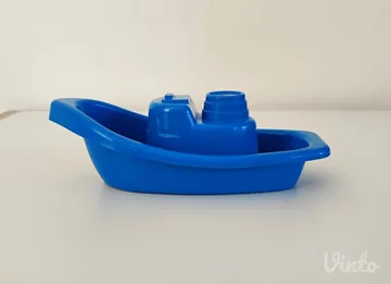 Dečija igračka brodić