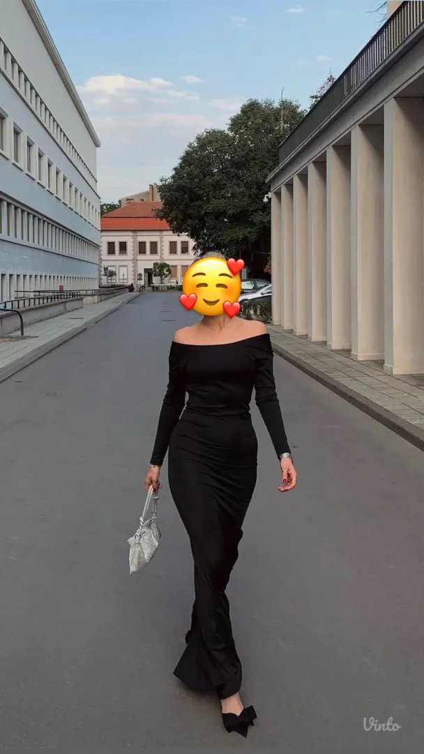 Crna svečana haljina