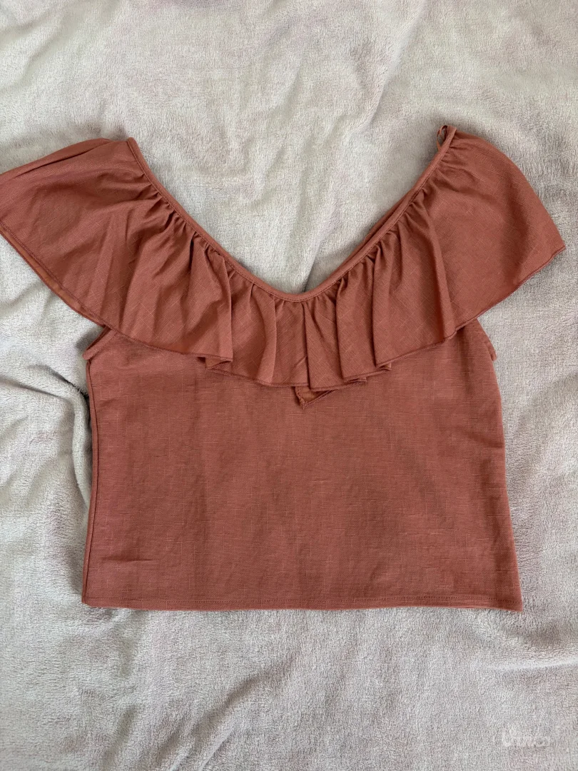 Pull and bear majica