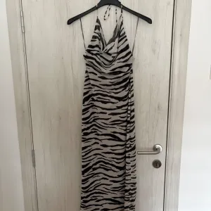 Pull&bear haljina