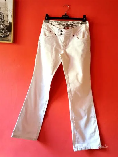 Esprit bele zvonaste farmerke