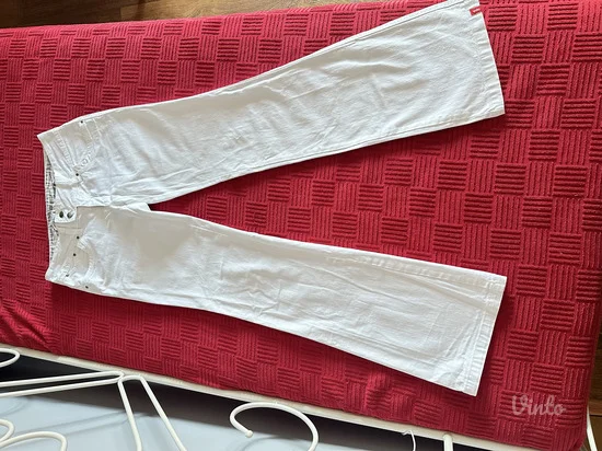 Esprit bele zvonaste farmerke