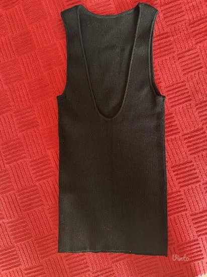 Zara majica poluotvorenih ledja NOVO