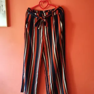 Pantalone visoki struk