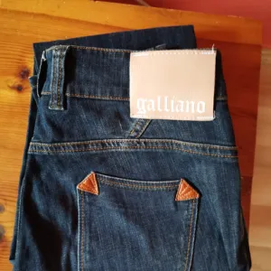John Galliano farmerke Original