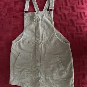 Somotska haljina sa tregerima Novo