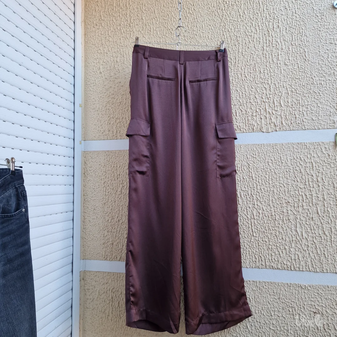 Satenski pantalone širokih nogovica Ba&Sh 40