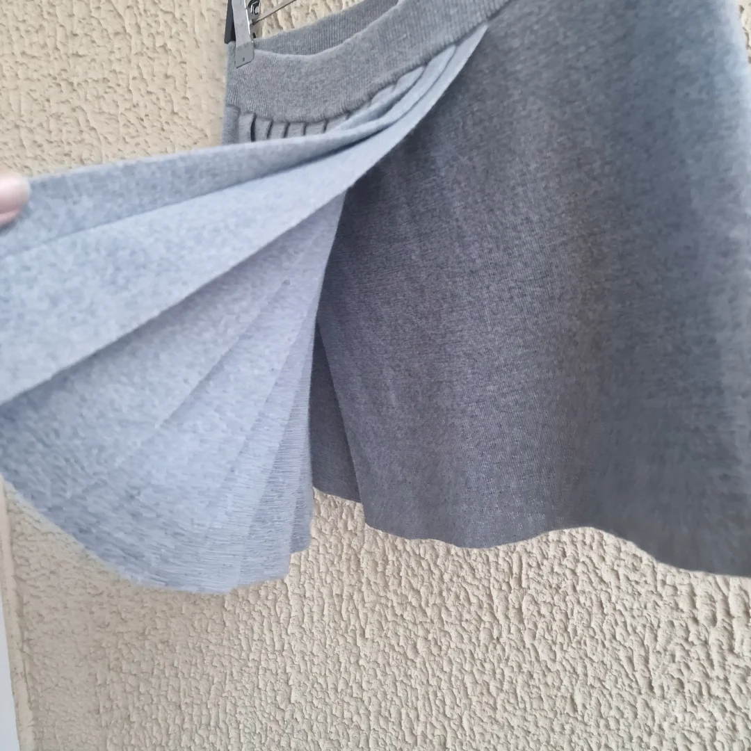 Vunena suknja Stefanel M