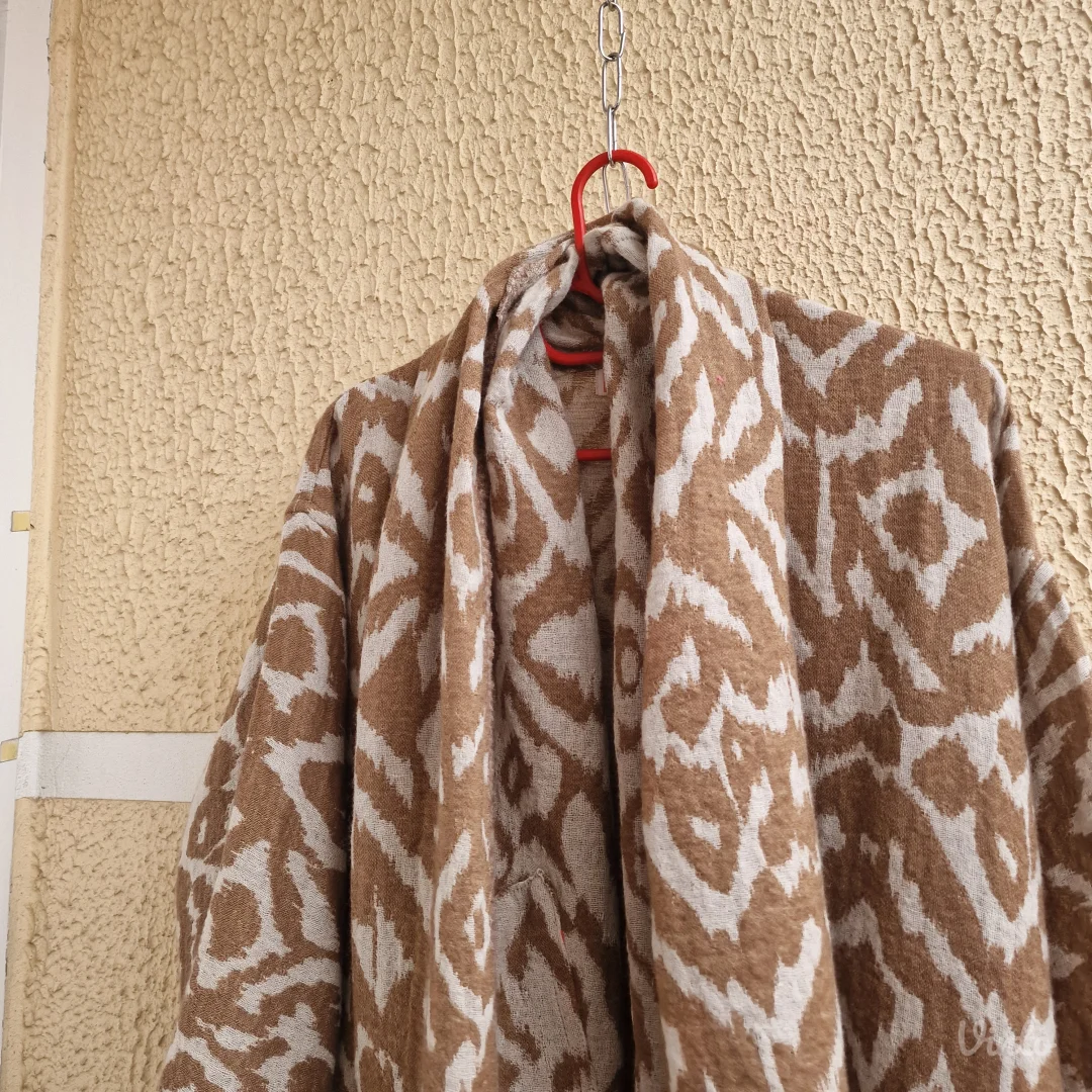 Švajcarski vuneni kardigan RuVédique onesaize