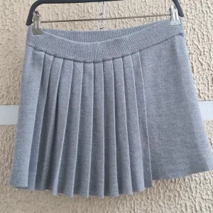 Vunena suknja Stefanel M