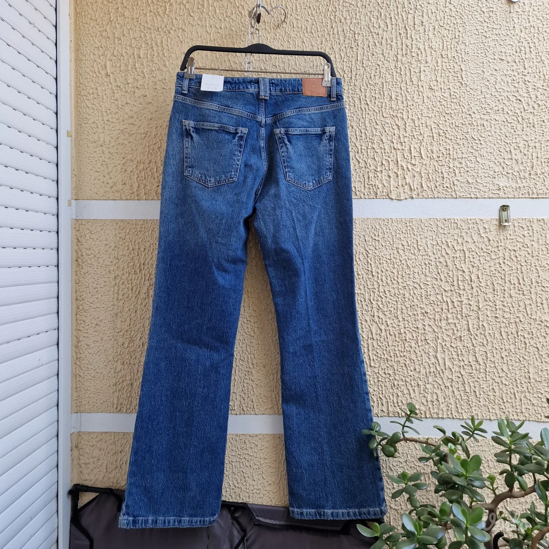 Farmerke Zara 38 Novo Bootcut Fit