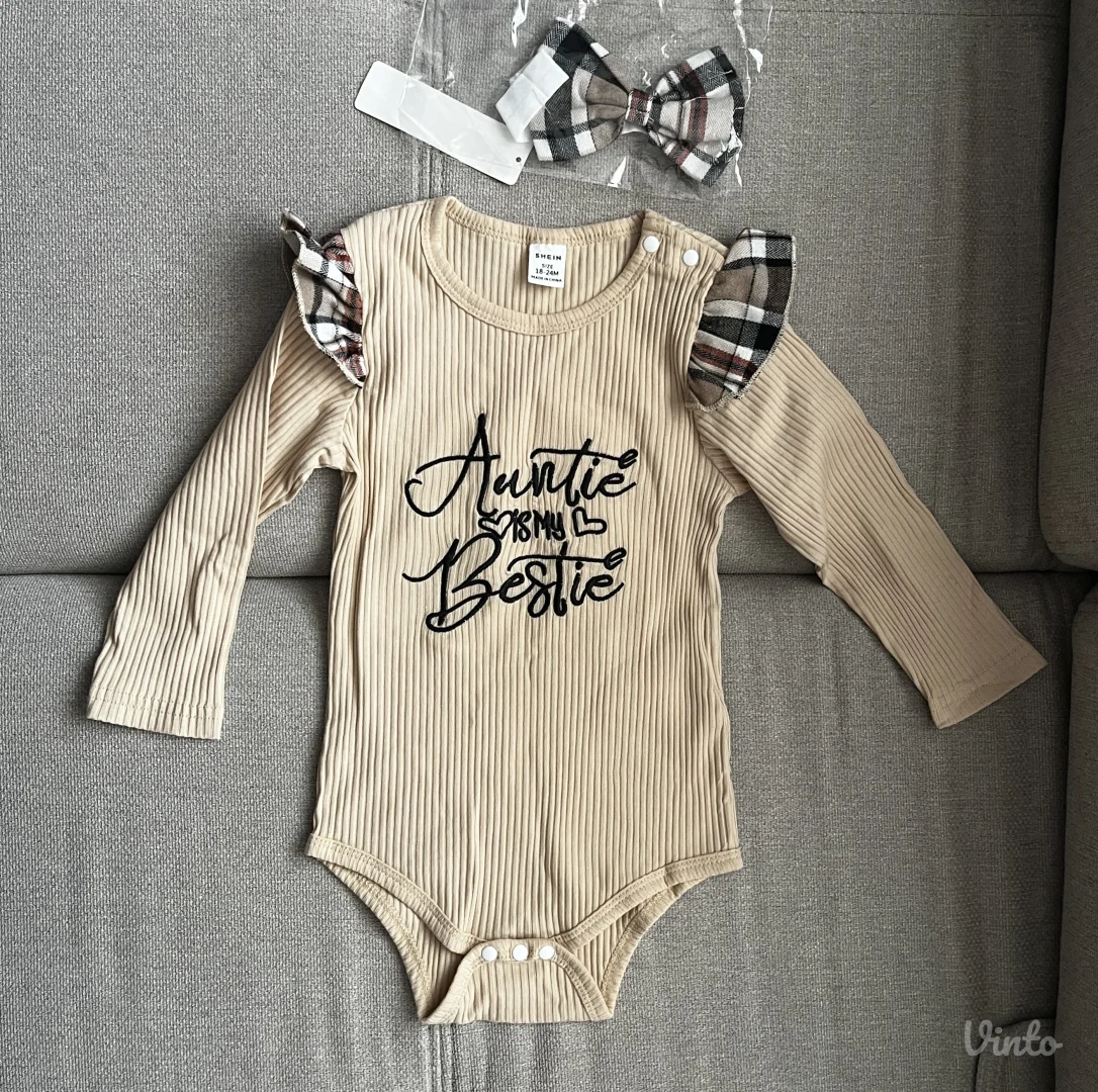 Nov Komplet za devojcice